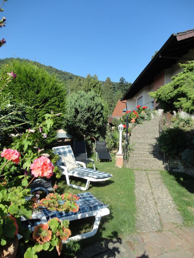 Pension Weinberg Mit Landhaus Nizza Gleisweiler Buitenkant foto